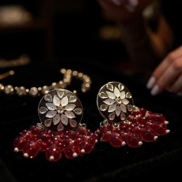 Gulnaar Kundan Jhumkis