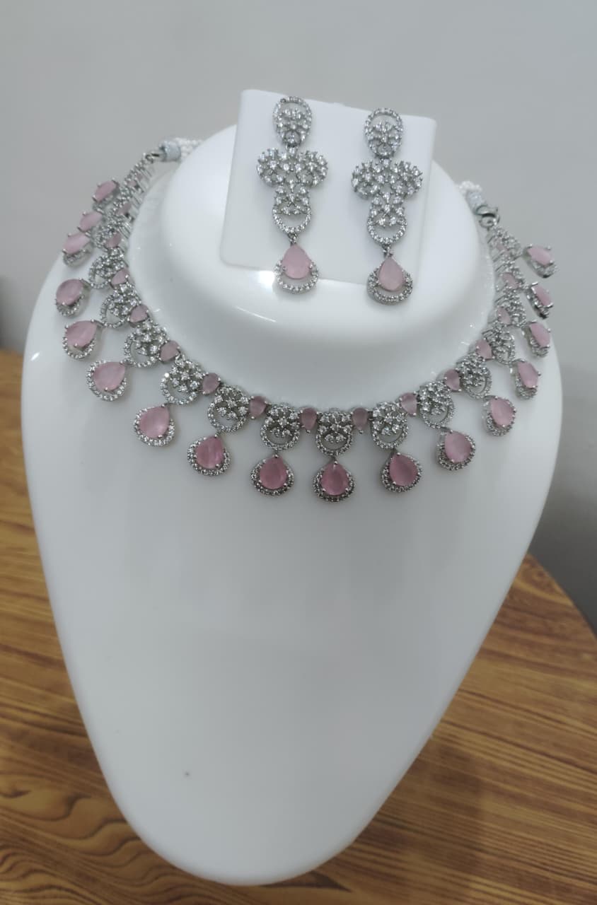 Blush Teardrop Necklace, Mang Tikka & Earrings Set
